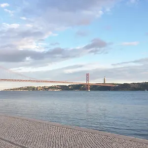  Apartment Tejo Location With River View Portugal