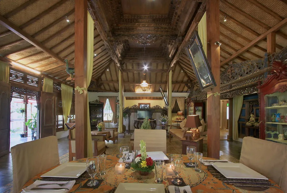 Ubud Syailendra Villas 0*,